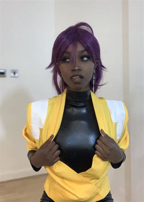 cosplay yoruichi